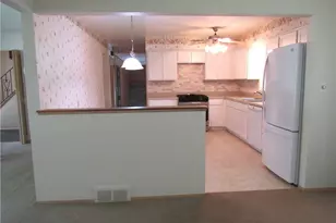 4805 Maple Hill Dr, Green Hills, OH 44131 - Photo 6