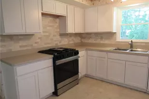 4805 Maple Hill Dr, Green Hills, OH 44131 - Photo 4