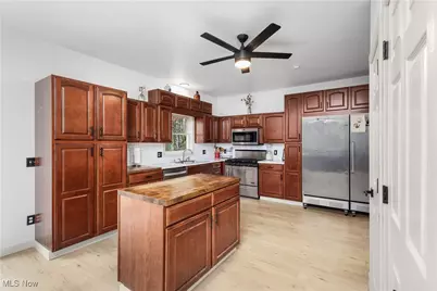 8737 Glenwood Road, Cumberland, OH 43732 - Photo 10