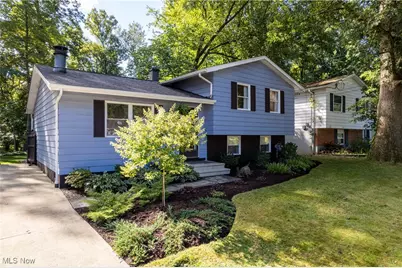 1029 Karen Drive, Akron, OH 44313 - Photo 2