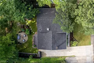 1029 Karen Dr, Akron, OH 44313 - Photo 10