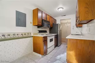 3068 Kent Rd, Stow, OH 44224 - Photo 24