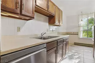 3068 Kent Rd, Stow, OH 44224 - Photo 16