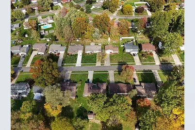 732 Forest Ridge Drive, Youngstown, OH 44512 - Photo 32