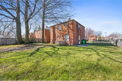 21000 Priday Avenue, Euclid, OH 44123 - Photo 22