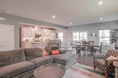 131 Wanda Court, Kent, OH 44240 - Photo 8