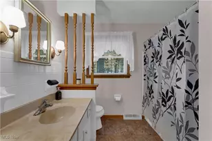 6768 Colleen Dr, Youngstown, OH 44512 - Photo 16