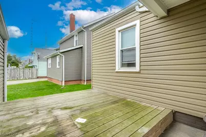1023 Wertz Avenue SW, Canton, OH 44710 - Photo 16