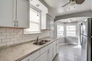 1023 Wertz Ave SW, Canton, OH 44710 - Photo 4