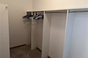 13807 Equestrian Dr, Burton, OH 44021 - Photo 14