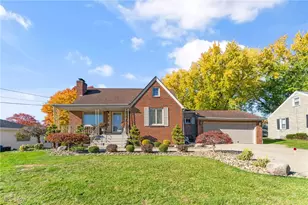 576 Breetz Dr, Campbell, OH 44405 - Photo 34