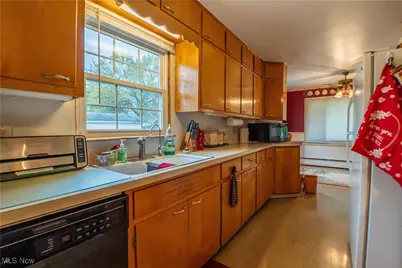 480 Wirth Avenue, Akron, OH 44312 - Photo 18