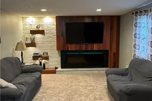 1224 Goshen Ave SE, New Philadelphia, OH 44663 - Photo 2