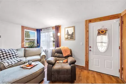 620 Hilliard Road, Elyria, OH 44035 - Photo 4