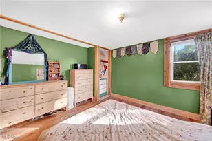 620 Hilliard Rd, Elyria, OH 44035 - Photo 12