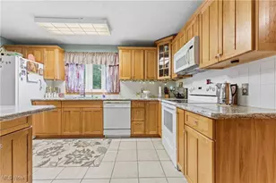 8459 Whitmer Ave NE, Canton, OH 44721 - Photo 30