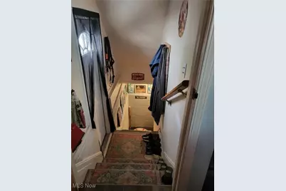 25401 Farringdon Avenue, Euclid, OH 44132 - Photo 16