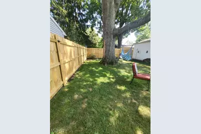 25401 Farringdon Avenue, Euclid, OH 44132 - Photo 36