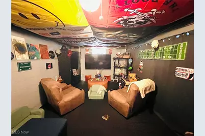 25401 Farringdon Avenue, Euclid, OH 44132 - Photo 18