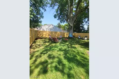 25401 Farringdon Avenue, Euclid, OH 44132 - Photo 34