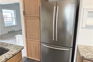 2035 Chesterland Ave, Oakwood, OH 44107 - Photo 32