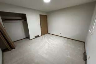 6399 Tanglewood Ln, Green Hills, OH 44131 - Photo 12