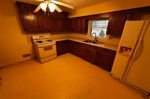 1806 Ferndale Rd NW, Canton, OH 44709 - Photo 10