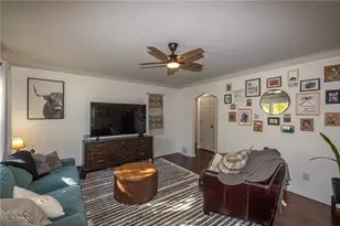 13810 Clifford Ave, Loveland, OH 44135 - Photo 16