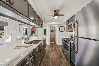 37051 Fairfield Lane, North Ridgeville, OH 44039 - Photo 16