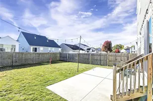 4513 Vineyard Dr, Lorain, OH 44053 - Photo 2