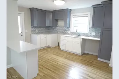 3923 Pensacola, Loveland, OH 44109 - Photo 6