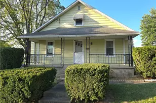 137 E King St, Zanesville, OH 43701 - Photo 1