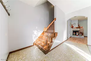 223 Parsons Dr, Avon Lake, OH 44012 - Photo 6