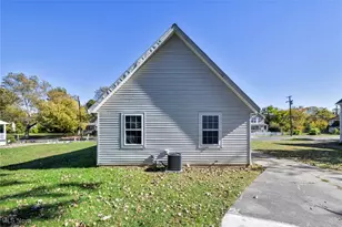 2364 E 59th St, Loveland, OH 44104 - Photo 40