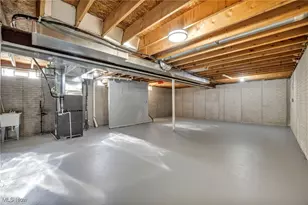 2364 E 59th St, Loveland, OH 44104 - Photo 32