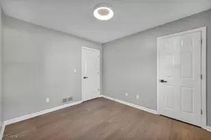 2364 E 59th St, Loveland, OH 44104 - Photo 28