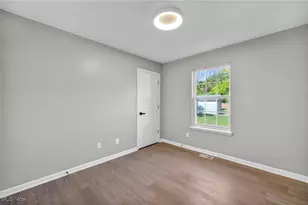 2364 E 59th St, Loveland, OH 44104 - Photo 28