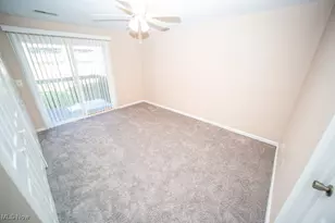 6215 Hidden Creek Dr, Lorain, OH 44053 - Photo 8