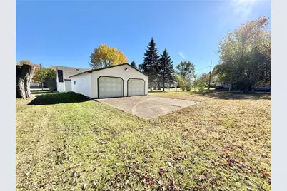 1693 Elfleda Street, Lorain, OH 44055 - Photo 40