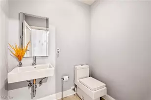 2044 Random Rd, Loveland, OH 44106 - Photo 34