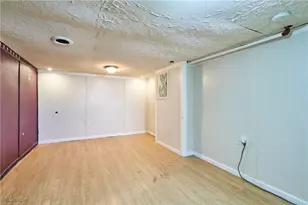 355 Cuyahoga St, Akron, OH 44310 - Photo 24