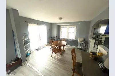317 Illinois Avenue, Lorain, OH 44052 - Photo 4