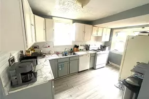 317 Illinois Ave, Lorain, OH 44052 - Photo 6