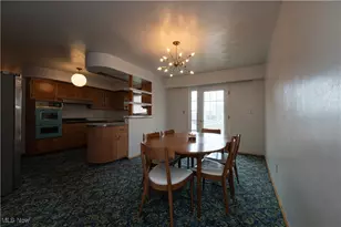 163 N 15th St, Weirton, WV 26062 - Photo 24