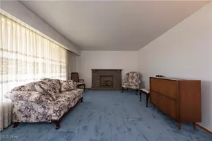 163 N 15th St, Weirton, WV 26062 - Photo 12