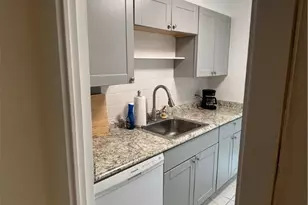 11850 Edgewater Dr, Oakwood, OH 44107 - Photo 6