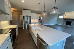 2335 Ledgestone Dr NW, Uniontown, OH 44685 - Photo 8