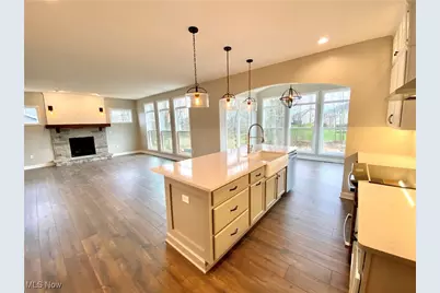 2335 Ledgestone Drive NW, Uniontown, OH 44685 - Photo 2