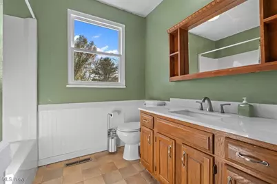 19 Suzanne Street, Little Hocking, OH 45742 - Photo 14