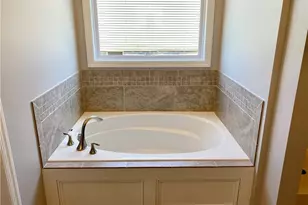 2319 Ledgestone Dr NW, Uniontown, OH 44685 - Photo 12